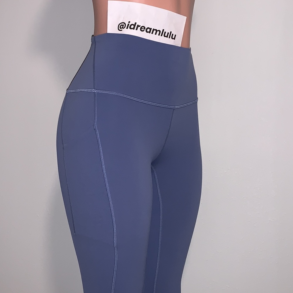 🌿NWT Lululemon Align HR Pant 23” Pockets - Picture 5 of 6